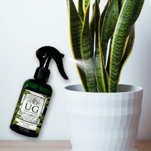 Organic Leaf Wellness Spray for Plants - Protect & Nourish Your Plants w/Chitosan, Yucca Extract, Liquid Kelp and Essential Oils - 8 oz House Plant Spray Bottle